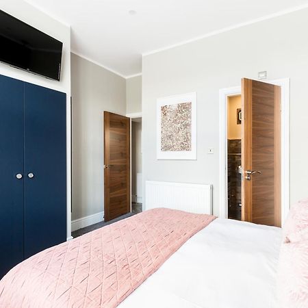 L-Spa Boutique Apartments Лимингтон Номер фото